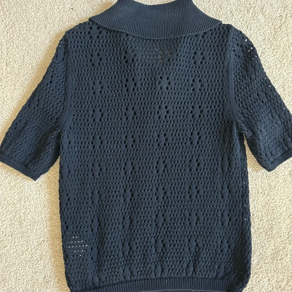 LNavy Crochet Knit Top - Picture 2 of 2